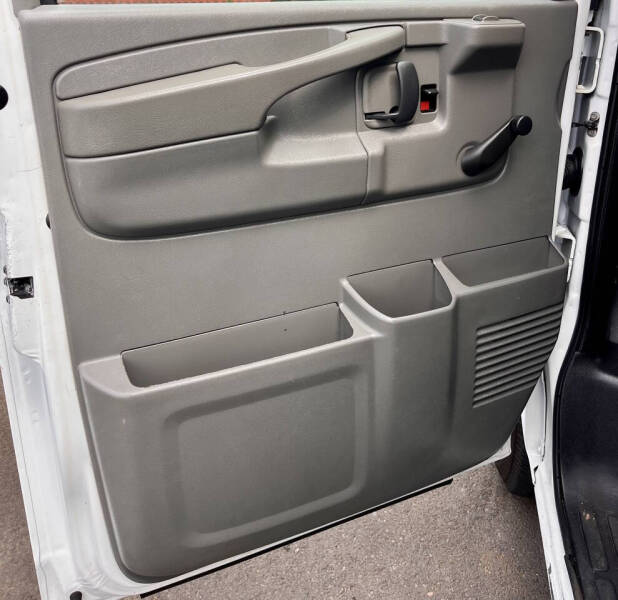 2013 Chevrolet Express 2500