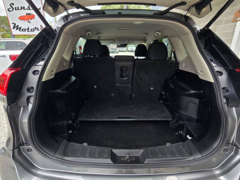 2020 Nissan Rogue SV