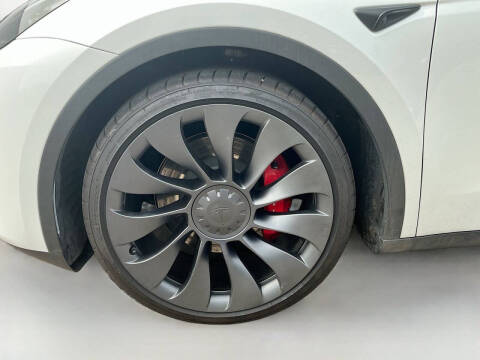 2024 Tesla Model Y Performance