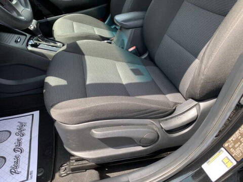 2017 Kia Forte5 LX