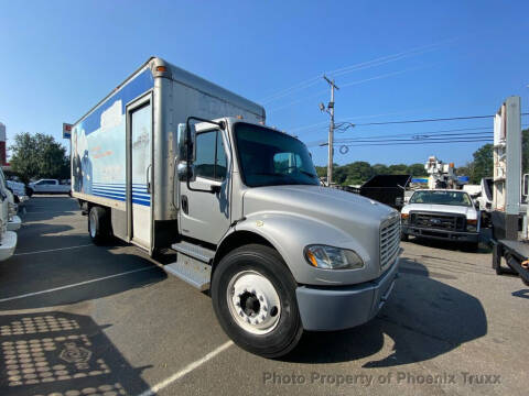 2010 Freightliner M2 106
