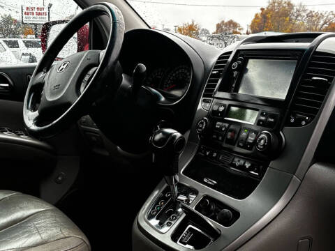 2007 Hyundai Entourage