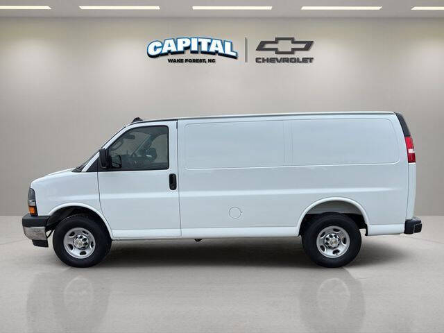 2025 Chevrolet Express 2500
