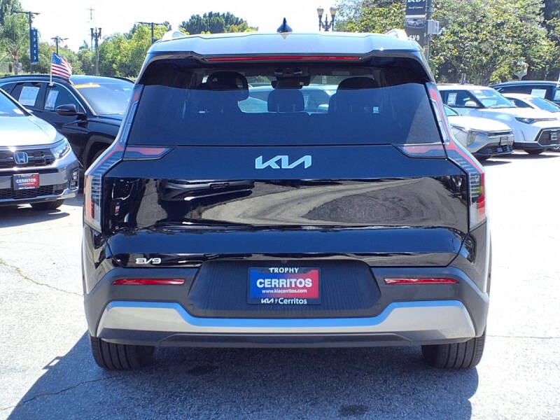 2026 Kia EV9 Wind
