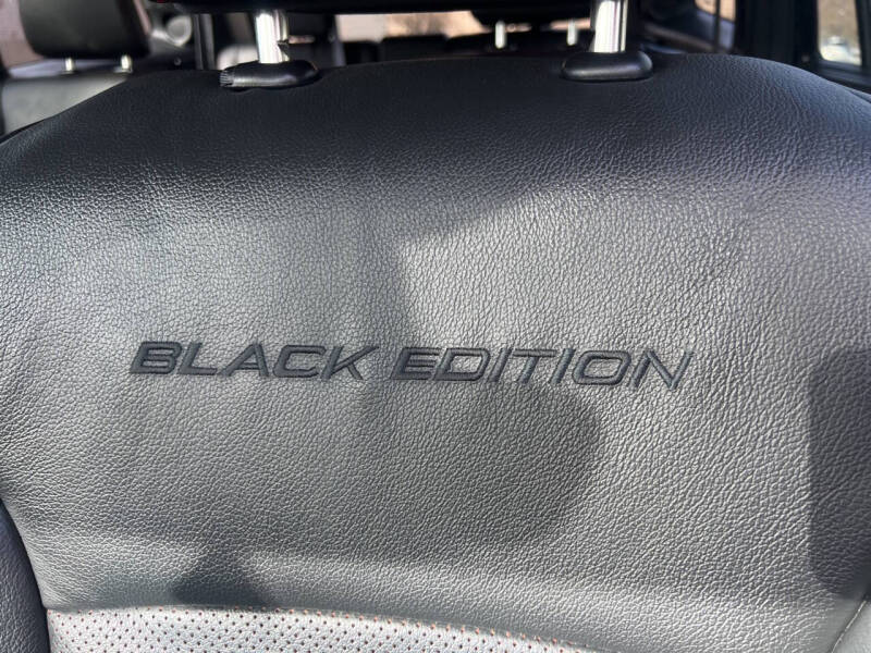 2022 Honda Pilot Black Edition