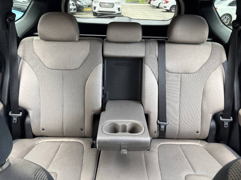 2020 Hyundai Santa Fe SE