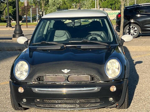 2006 MINI Cooper for sale at Suburban Auto Sales LLC in Madison Heights MI