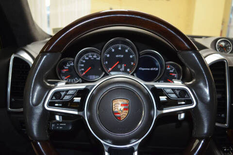 2016 Porsche Cayenne GTS