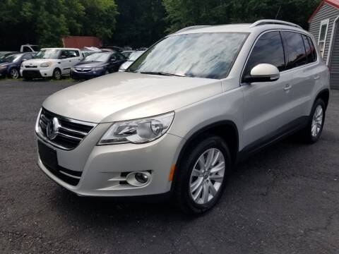 2009 Volkswagen Tiguan for sale at Arcia Services LLC in Chittenango NY