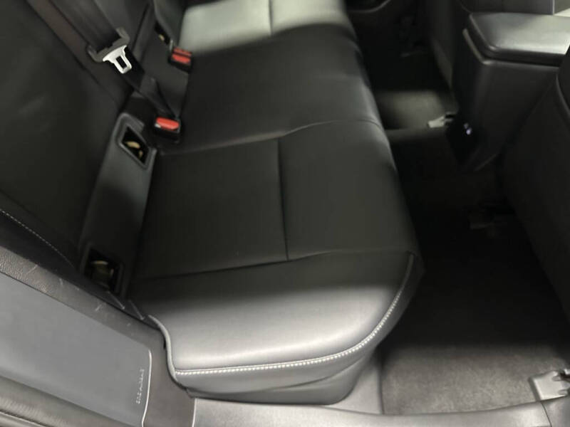 2025 Toyota Prius XLE