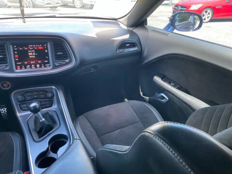 2015 Dodge Challenger SRT 392