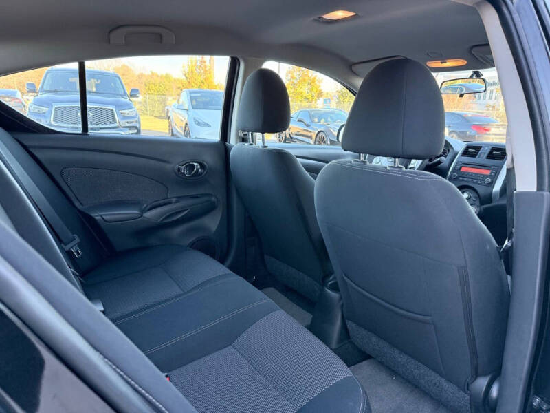 2014 Nissan Versa 1.6 SV