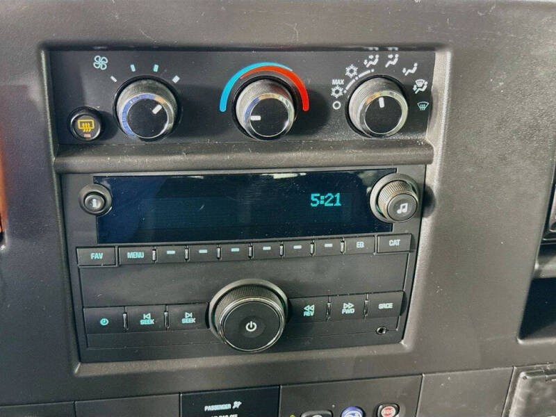 2023 Chevrolet Express LS 3500
