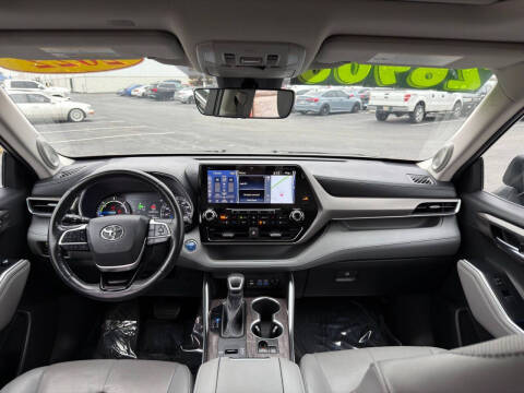 2022 Toyota Highlander Hybrid Limited