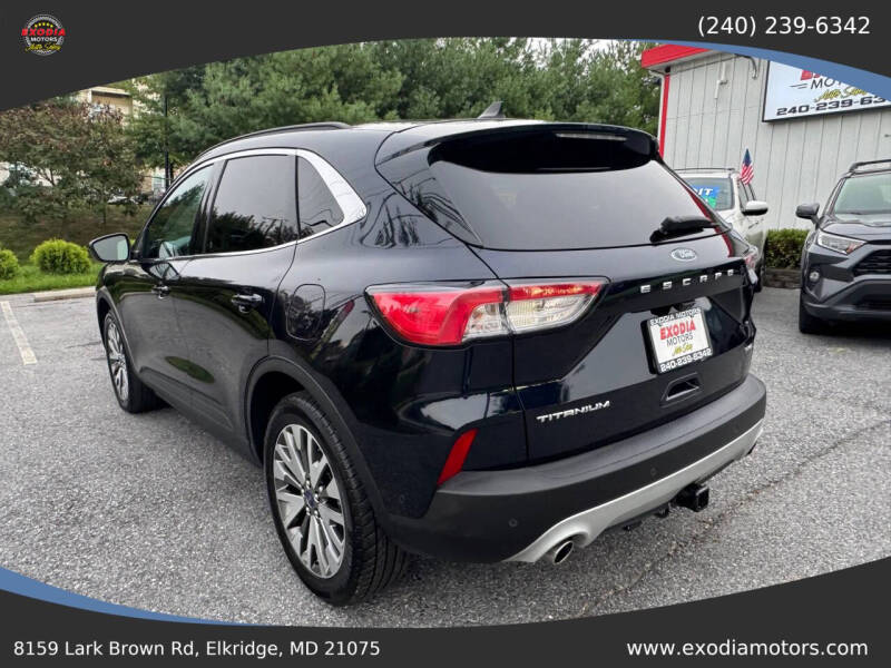 2021 Ford Escape Titanium