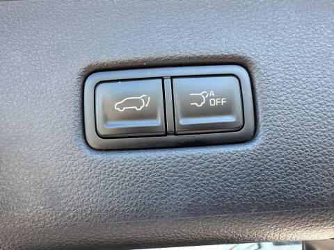 2024 Kia Carnival SX