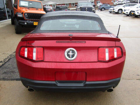 2011 Ford Mustang V6
