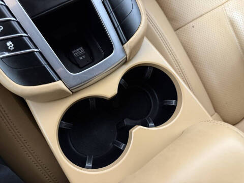 2017 Porsche Macan GTS