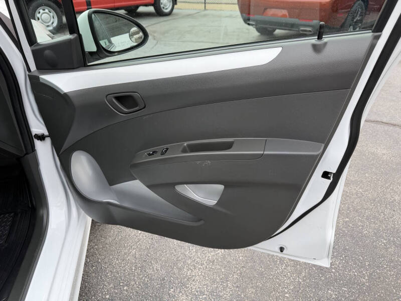 2016 Chevrolet Spark EV 2LT