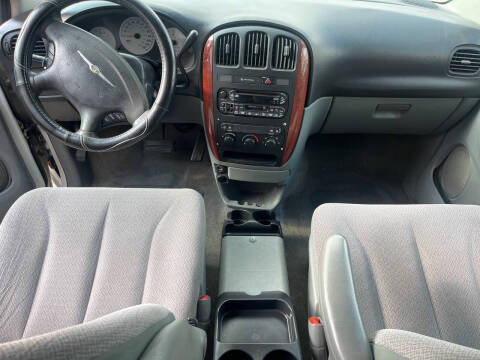 2006 Chrysler Town and Country