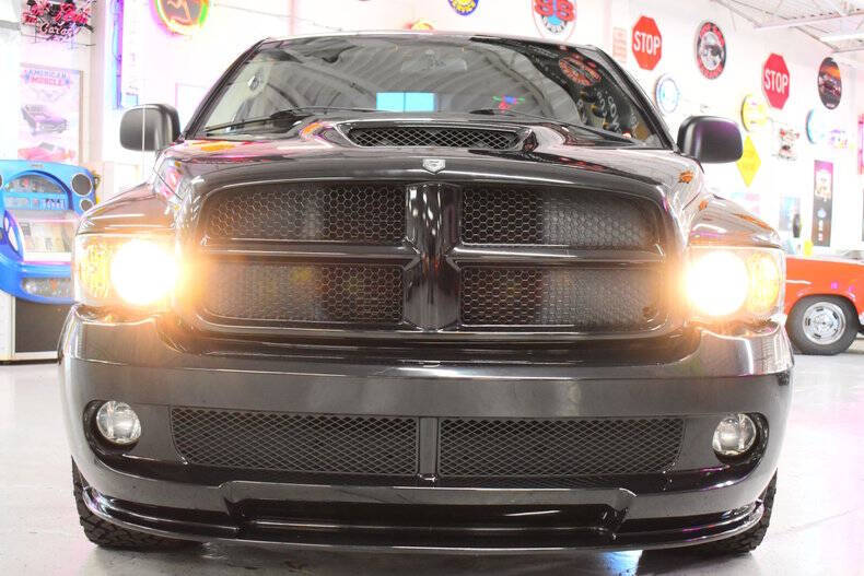 2005 Dodge Ram 1500 SRT-10