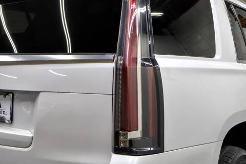 2020 Cadillac Escalade Luxury