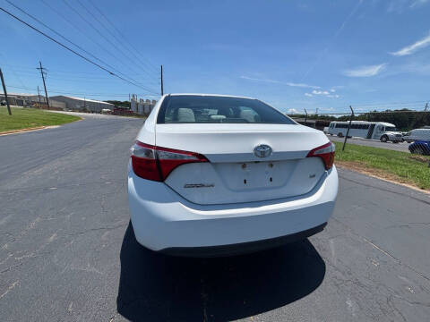 2016 Toyota Corolla LE