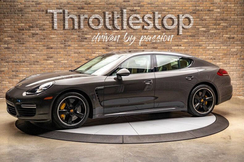 2016 Porsche Panamera