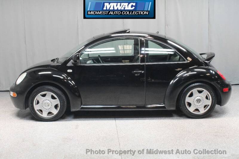 2000 Volkswagen New Beetle for sale at MIDWEST AUTO COLLECTION in Addison IL