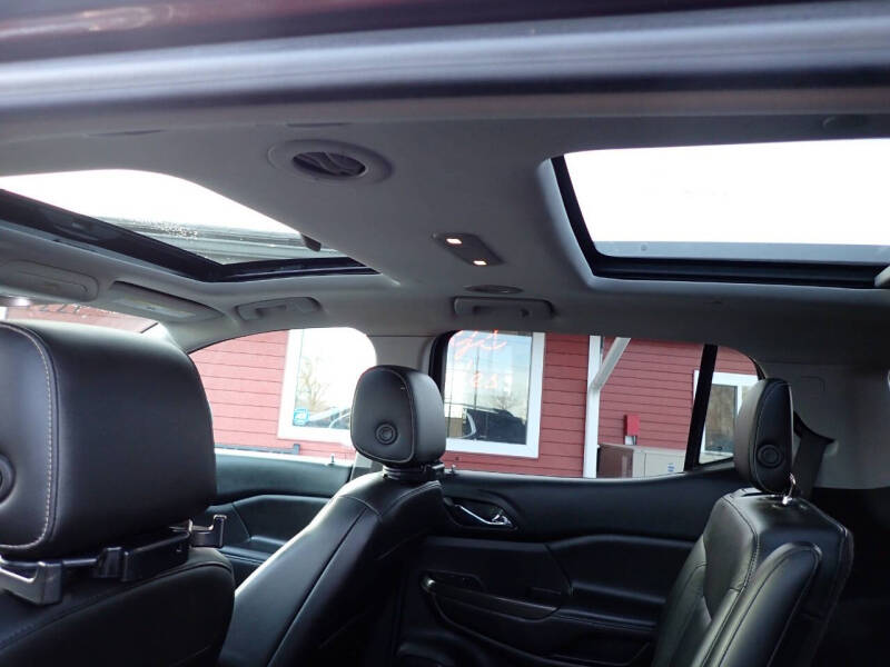 2017 GMC Acadia SLT-1