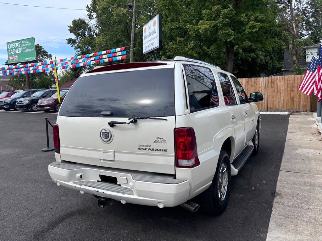 2005 Cadillac Escalade for sale at Michael Johnson @ Allens Auto Sales Hopkinsville in Hopkinsville, KY