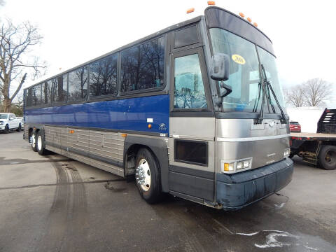 2006 Motor Coach Industries D4000
