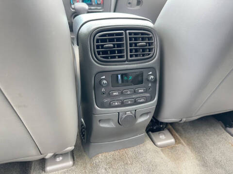 2004 GMC Envoy XUV SLT