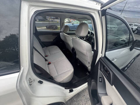 2015 Subaru Forester 2.5i