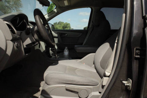 2013 Chevrolet Traverse LS