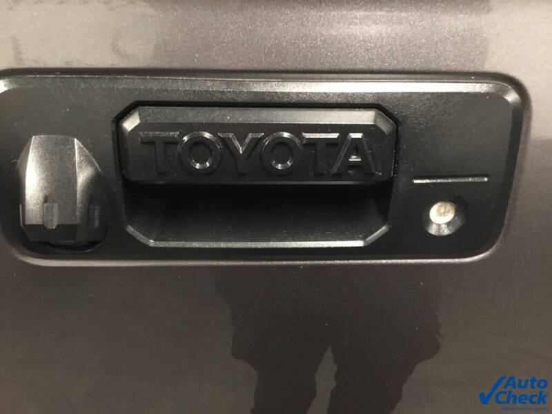 2014 Toyota Tundra SR5