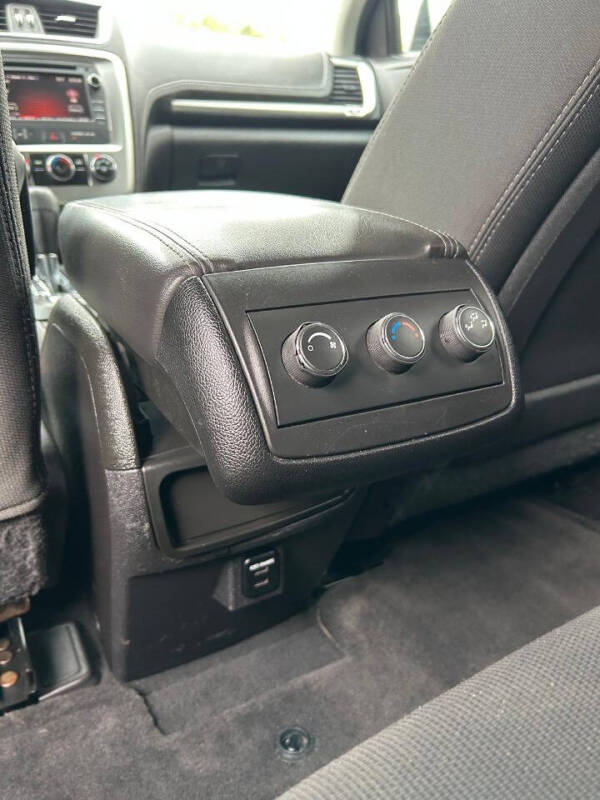 2016 GMC Acadia SLE-1