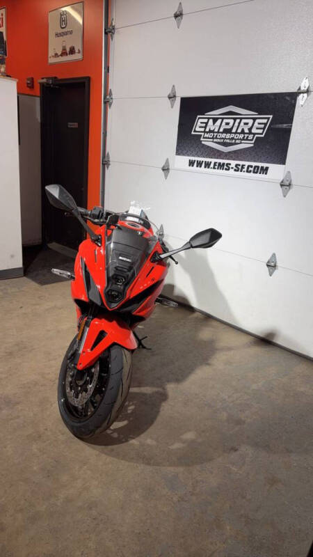2026 Suzuki GSX-8R