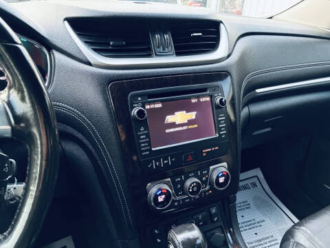 2017 Chevrolet Traverse LT