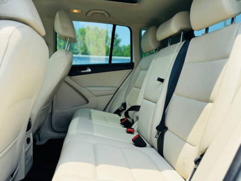 2016 Volkswagen Tiguan 2.0T SE