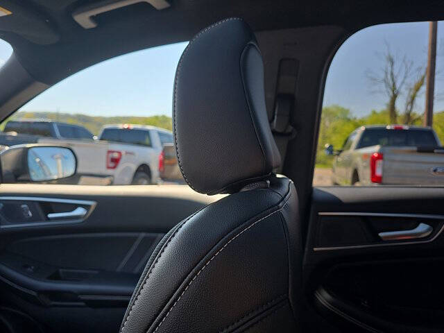 2022 Ford Edge ST