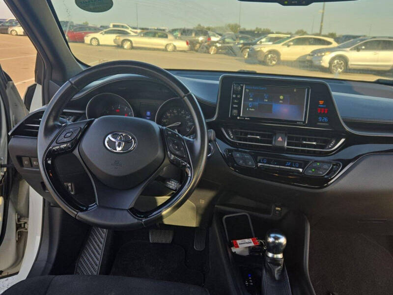 2018 Toyota C-HR XLE Premium