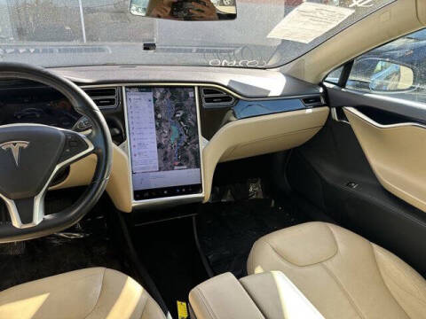 2014 Tesla Model S