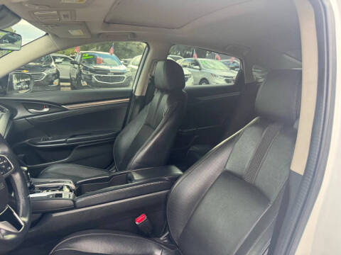 2020 Honda Civic Touring