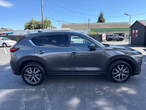 2017 Mazda CX-5 Grand Select
