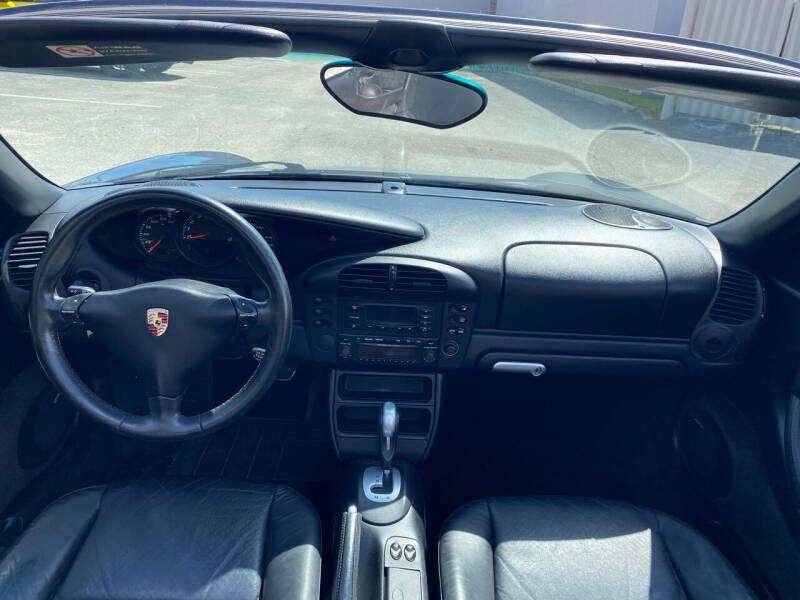 2004 Porsche Boxster