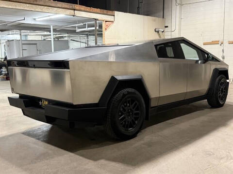 2025 Tesla Cybertruck