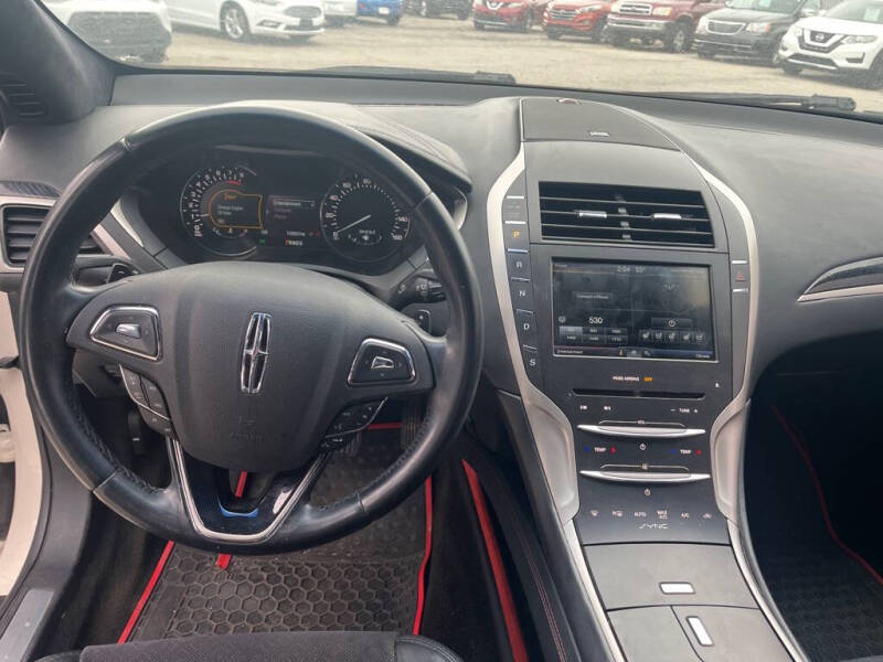 2016 Lincoln MKZ Black Label