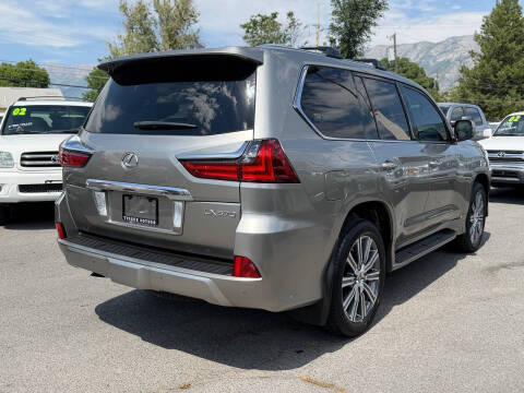 2017 Lexus LX 570