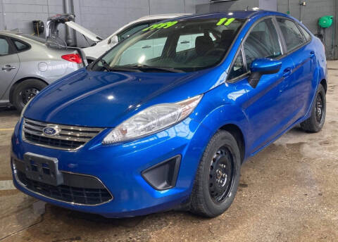 2011 Ford Fiesta for sale at Square Business Automotive in Milwaukee WI
